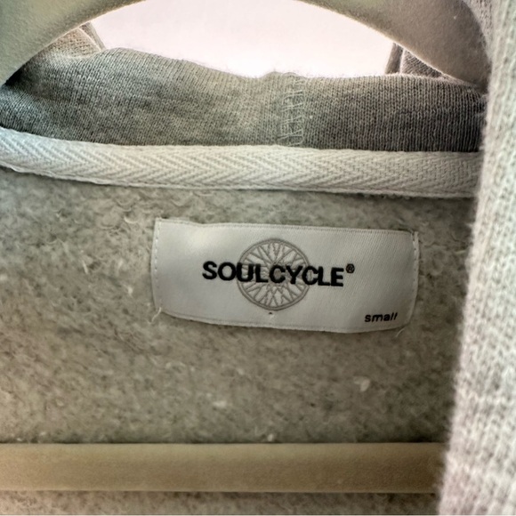NWOT SoulCycle Gray Hoodie with Flag Design Skull Bike Comfy Loungewear - Picture 8 of 8